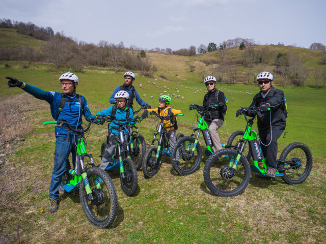 trottinette-electrique-ariege-pyrenees-occitanie (2) -comp